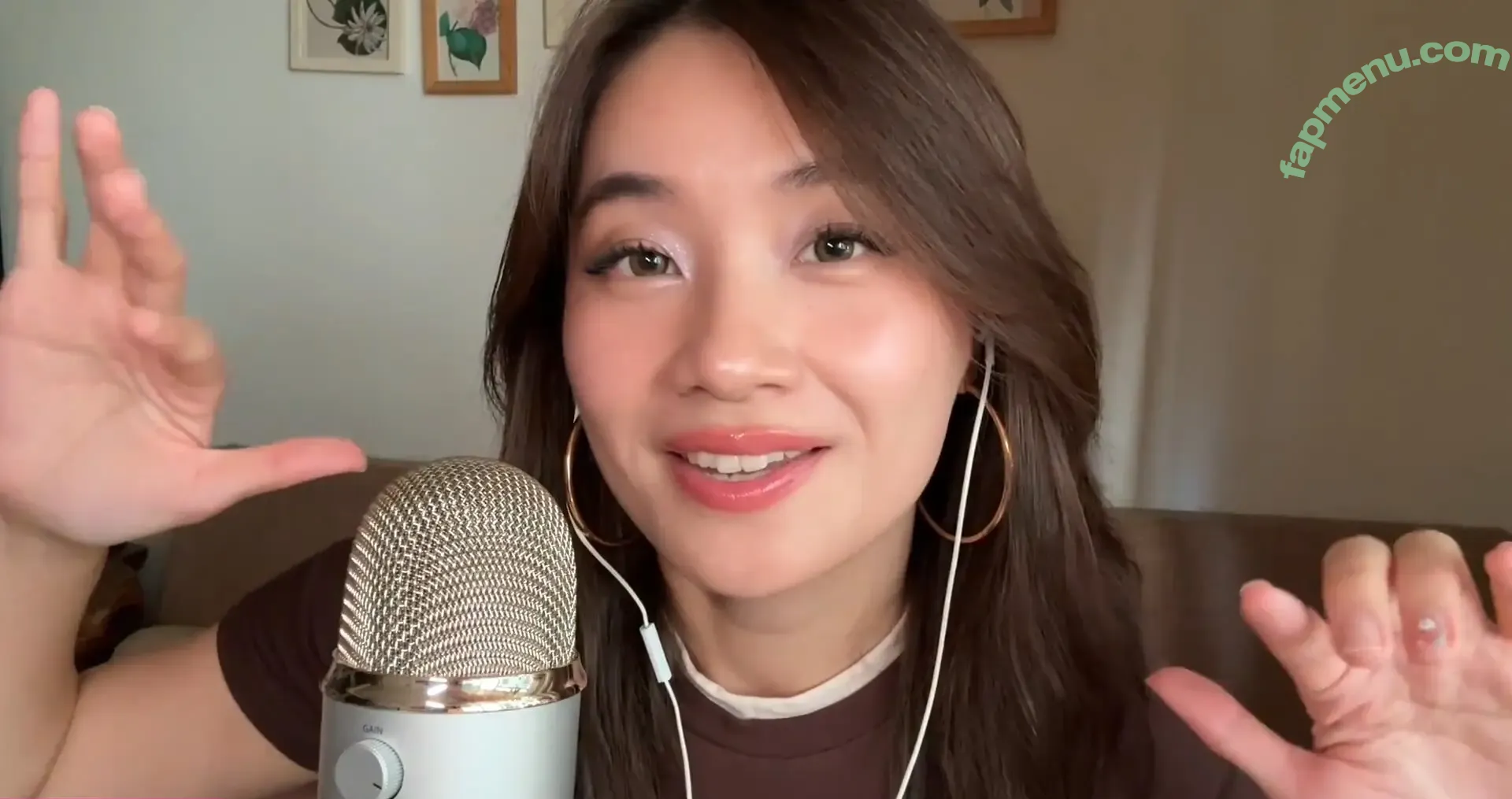 Lin ASMR nude photo #0020 (linlinasmr)