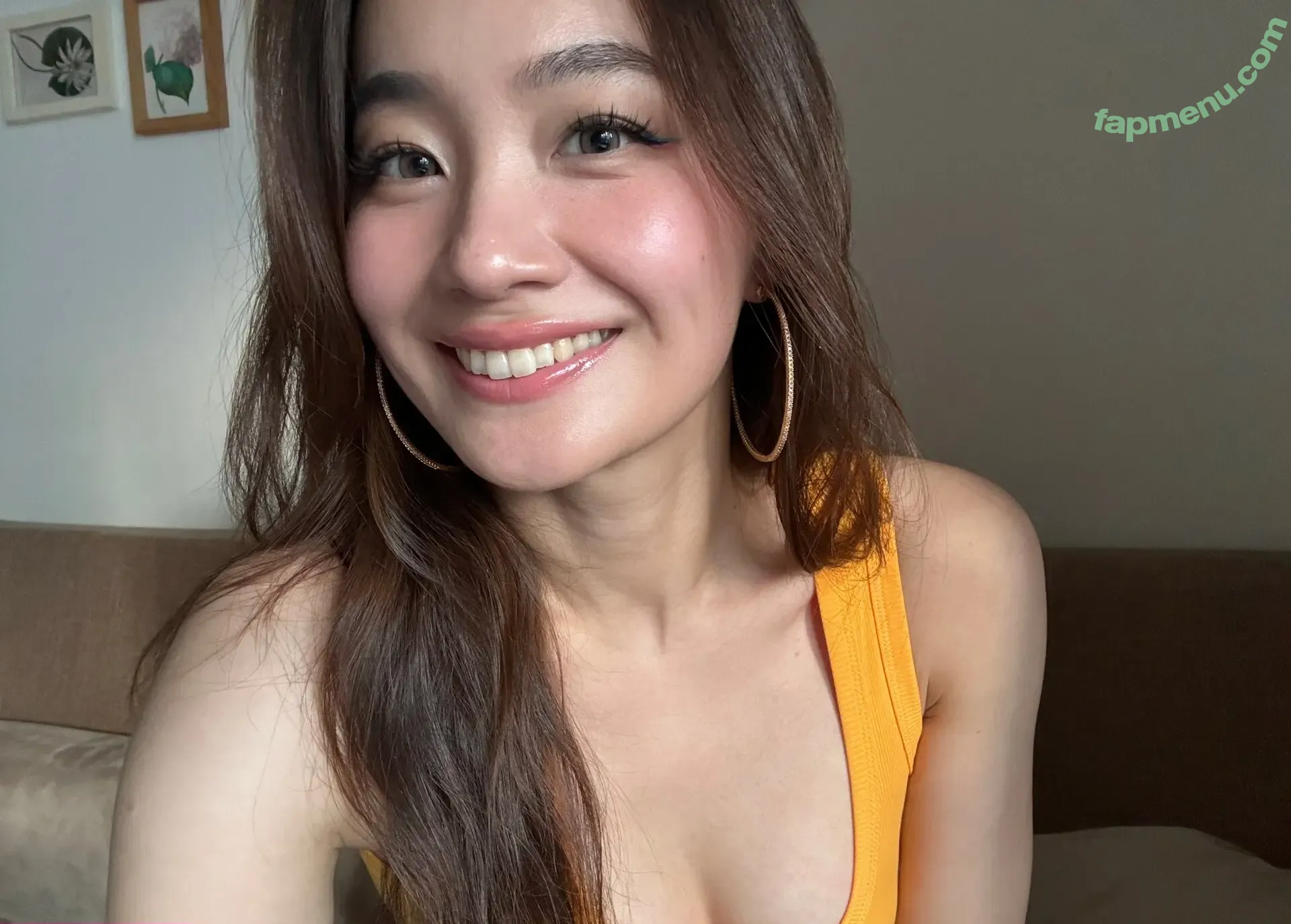 Lin ASMR nude photo #0031 (linlinasmr)