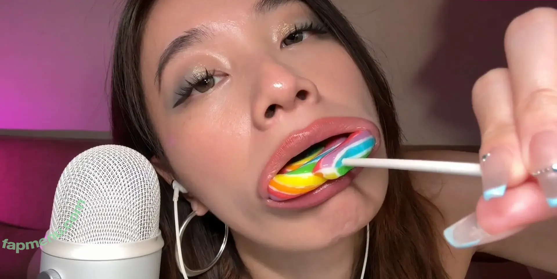 Lin ASMR nude photo #0131 (linlinasmr)