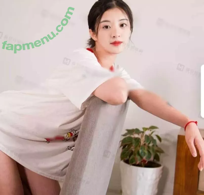 Lin Yuxi nude photo #0001 (Lin Yuxi)