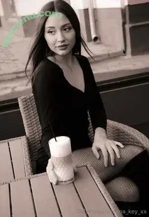  nude photo #0001