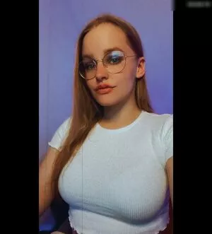 Lina-Klein / LinaKlein2000 / MDH / official_linaklein nude photo #0066