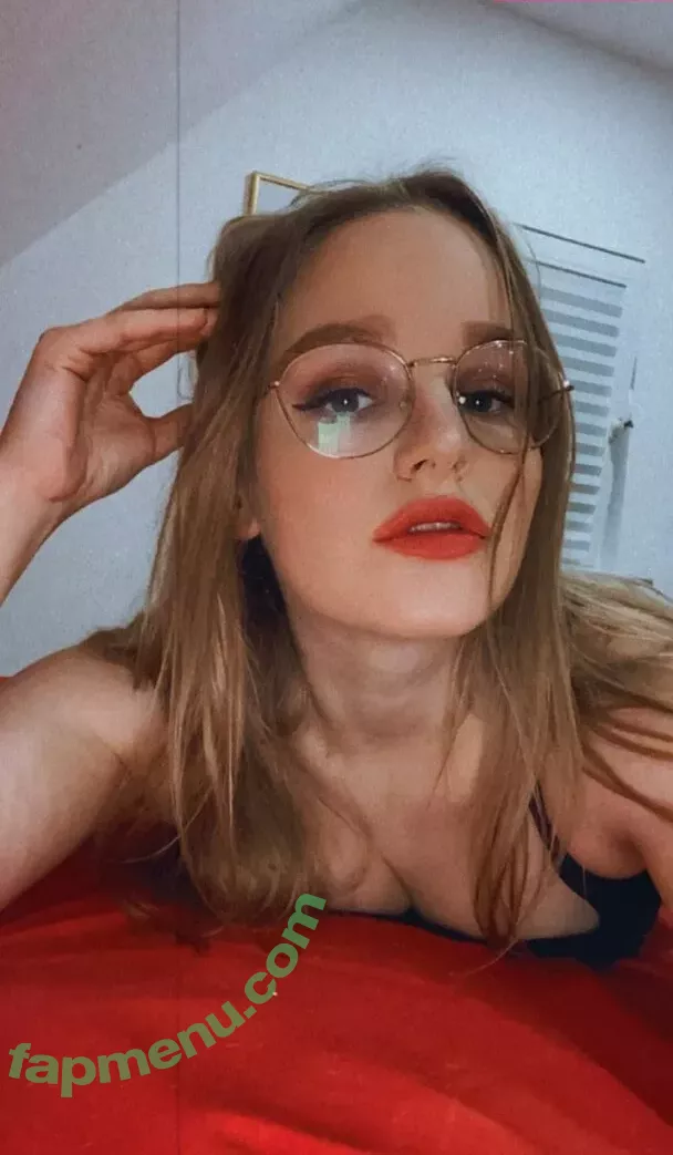 Lina-Klein nude photo #0027 (LinaKlein2000 / MDH / official_linaklein)