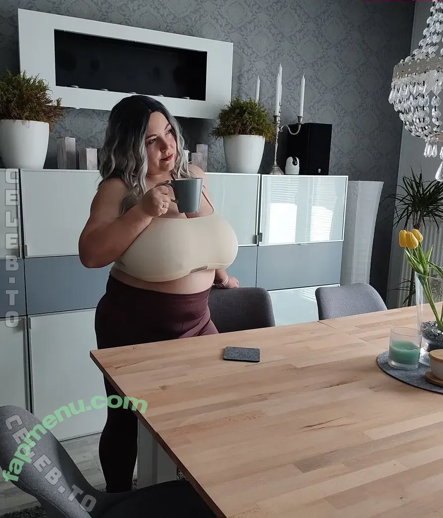 Lina Melina Sparks nude photo #0061 (LinaMelSparks / lina.melina.sparks / linamelinasparks)