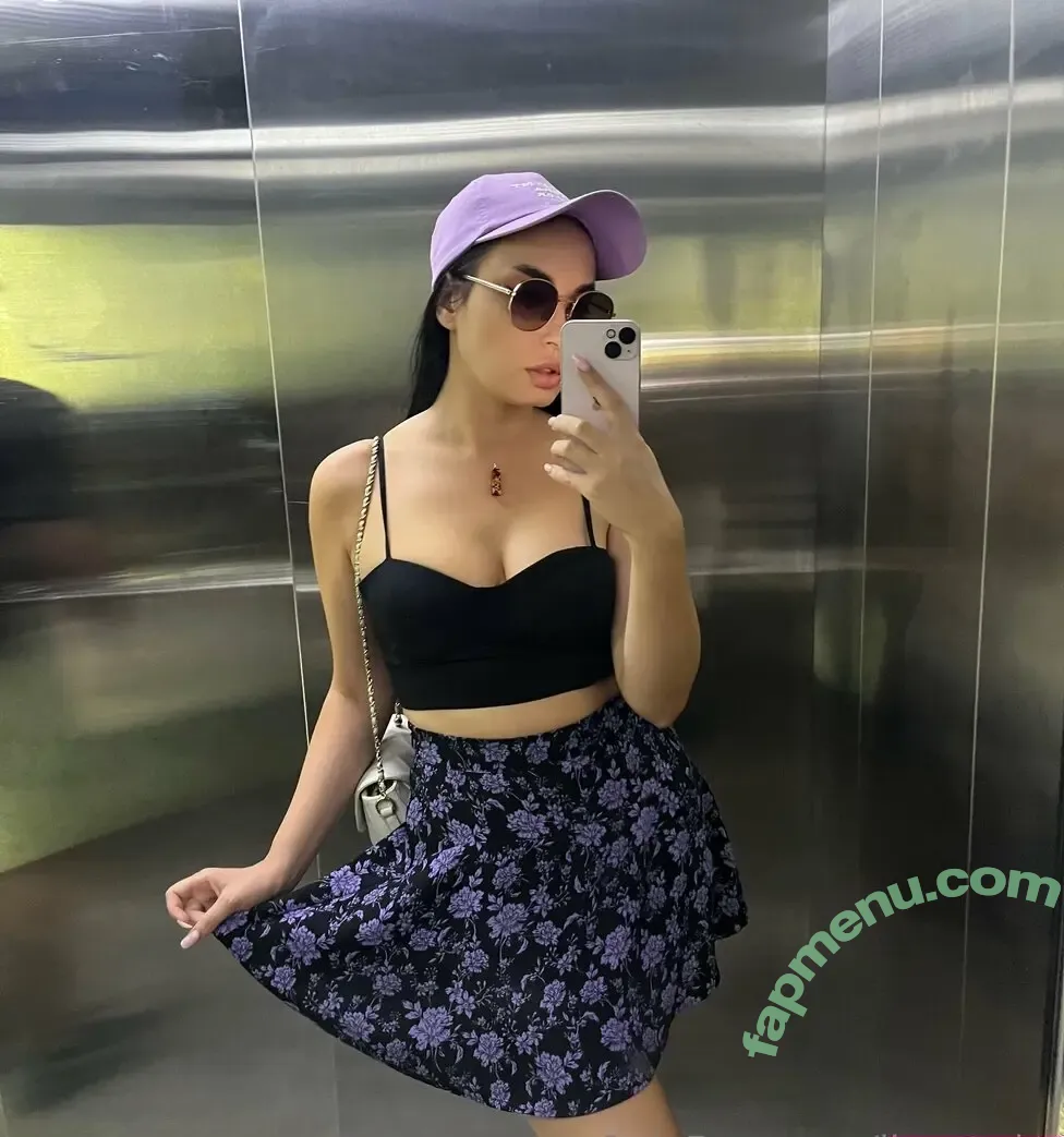 lina_twist nude photo #0004 (__liltwist__)