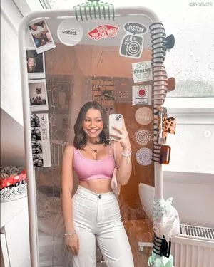 Lina Valeska / its_liinaaaa nude photo #0014