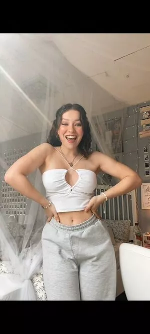 Lina Valeska / its_liinaaaa nude photo #0020