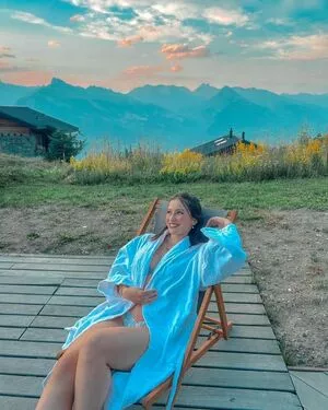 Lina Valeska / its_liinaaaa nude photo #0060