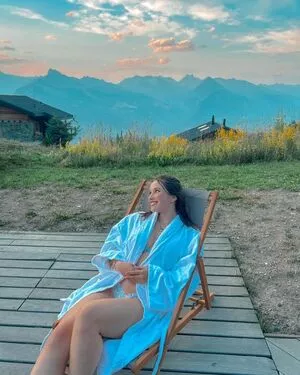 Lina Valeska / its_liinaaaa nude photo #0061