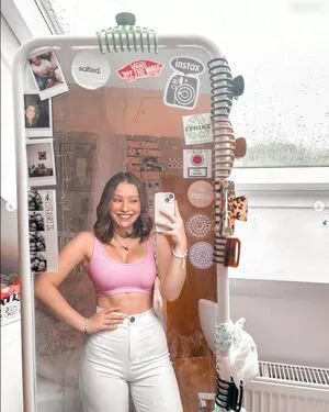 Lina Valeska / its_liinaaaa nude photo #0081