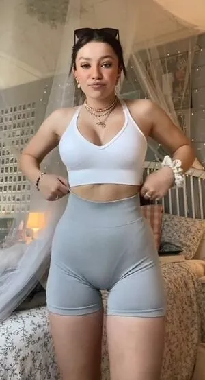 Lina Valeska / its_liinaaaa nude photo #0134