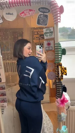 Lina Valeska / its_liinaaaa nude photo #0154