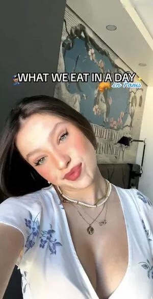 Lina Valeska / its_liinaaaa nude photo #0173