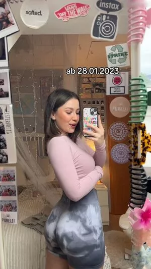 Lina Valeska / its_liinaaaa nude photo #0178