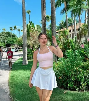 Lina Valeska / its_liinaaaa / linaxx04 nude photo #0690