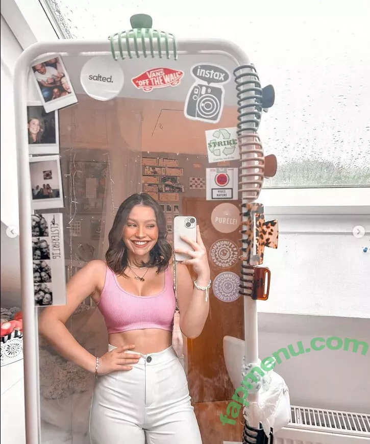 Lina Valeska nude photo #0016 (its_liinaaaa)