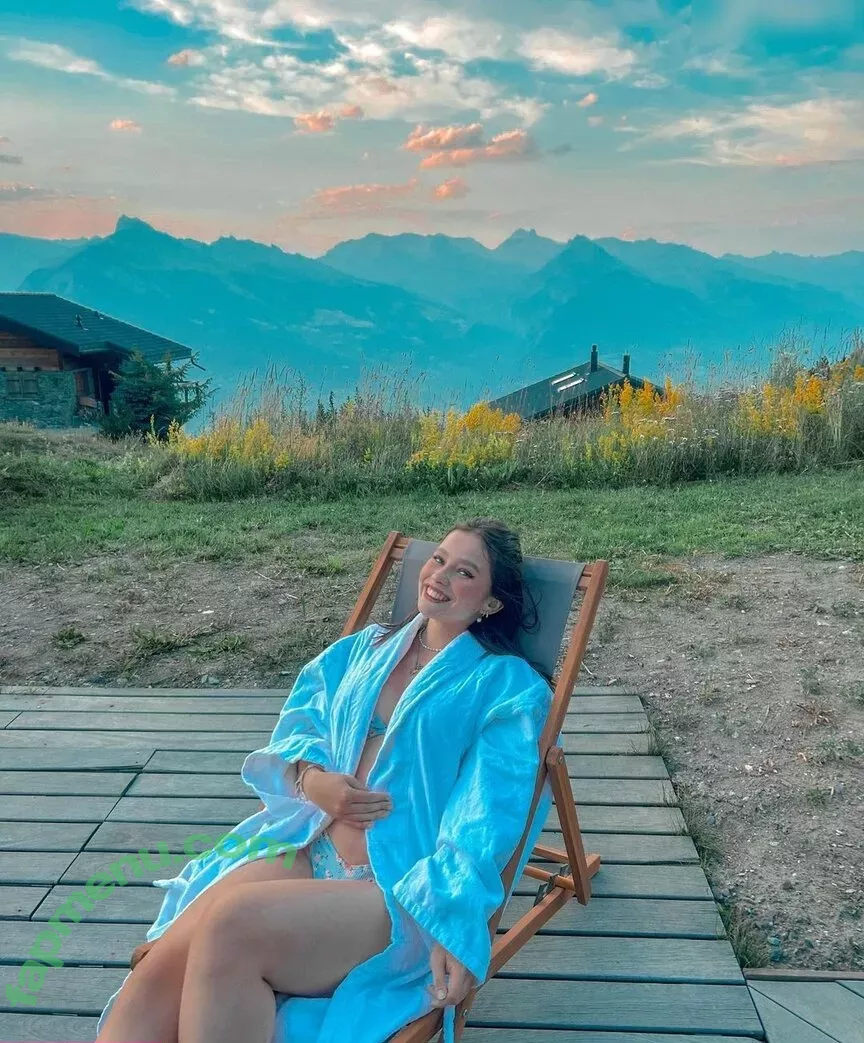 Lina Valeska nude photo #0059 (its_liinaaaa)