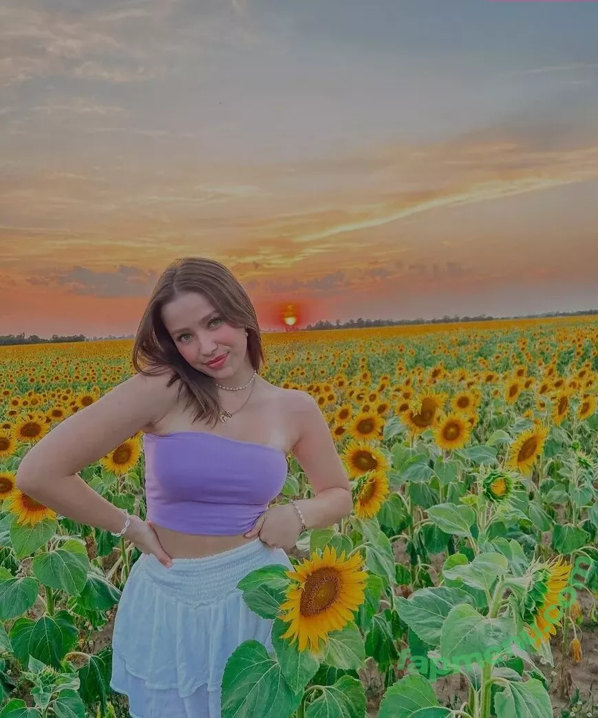 Lina Valeska nude photo #0073 (its_liinaaaa)