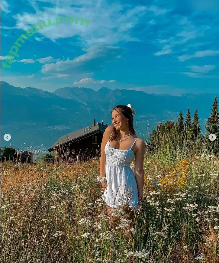 Lina Valeska nude photo #0114 (its_liinaaaa)