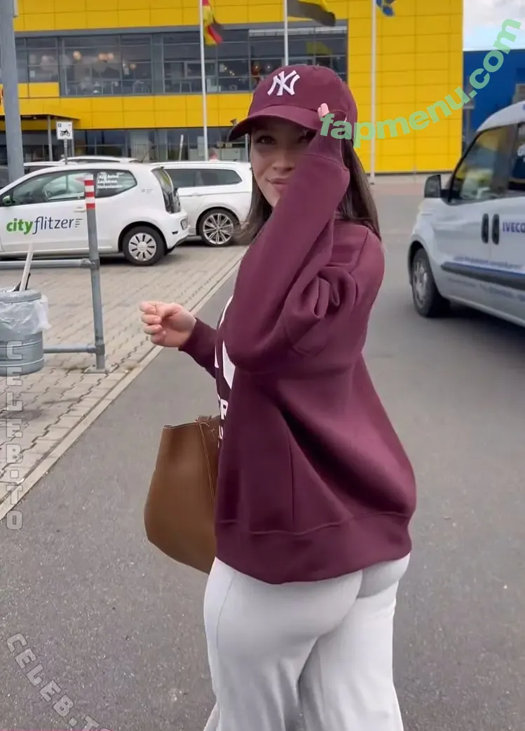 Lina Valeska nude photo #0668 (its_liinaaaa / linaxx04)