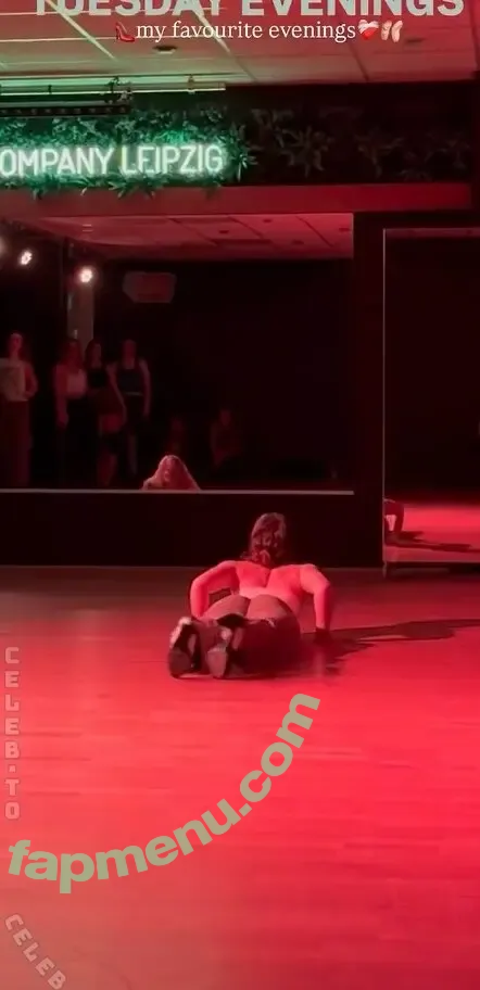 Lina Valeska nude photo #0738 (its_liinaaaa / linaxx04)