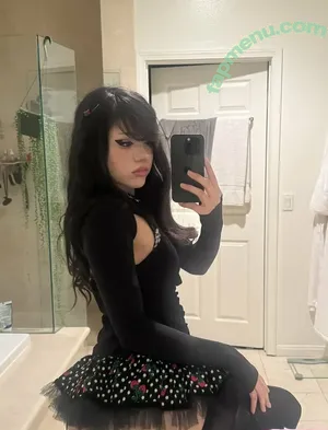 linaboobie / Dracuina nude photo #0017