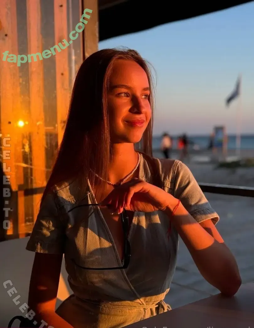 linaengel nude photo #0028 (linaengel)