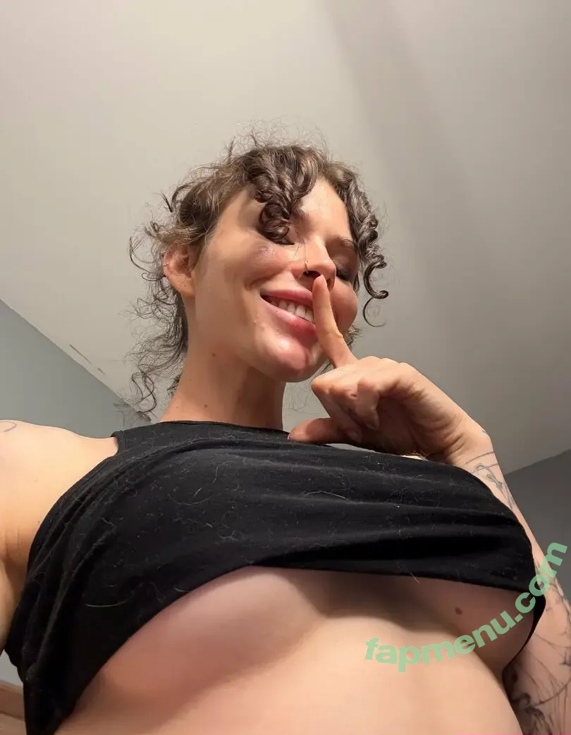 LinaIvy nude photo #0132 (HoneyAddicted / Xivylina / commanderivy)