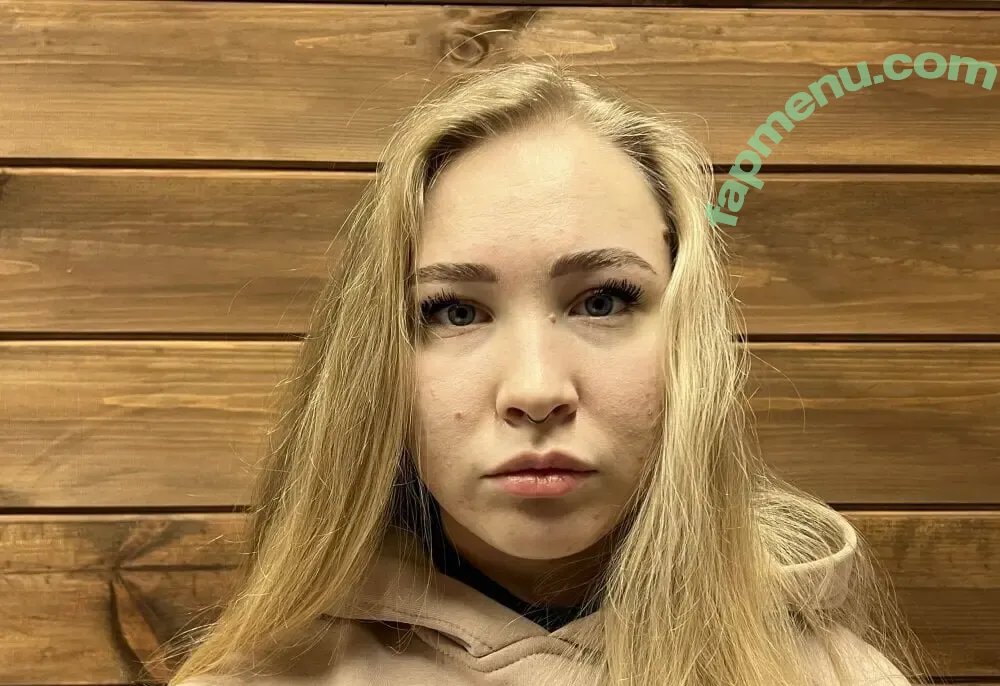 linamelon nude photo #0003 (linamelon)