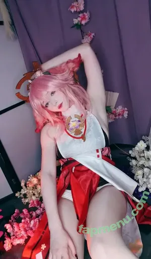 Linaneyeon / neponiru nude photo #0603