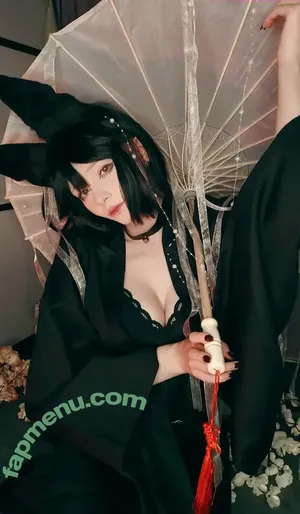 Linaneyeon / neponiru nude photo #0644