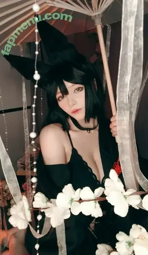 Linaneyeon / neponiru nude photo #0650