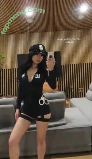 linawinaly / linaalovee7 nude photo #0415