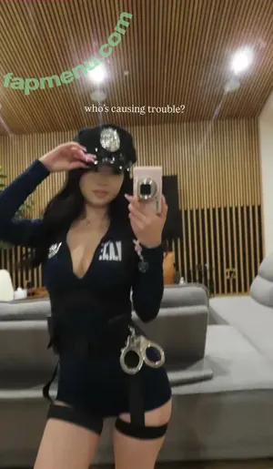 linawinaly / linaalovee7 nude photo #0417