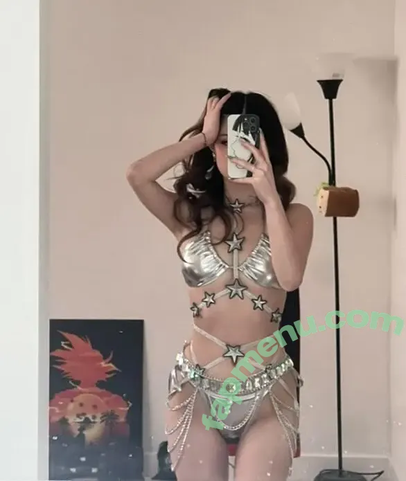linawinaly nude photo #0329 (linaalovee7)