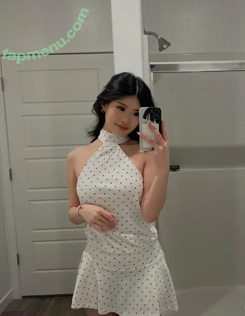 linawinaly nude photo #0465 (linaalovee7)