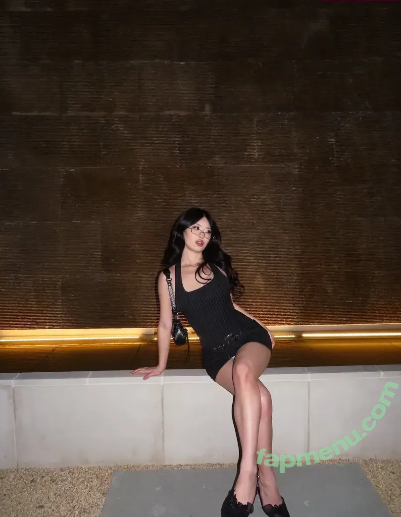 linawinaly nude photo #0471 (linaalovee7)