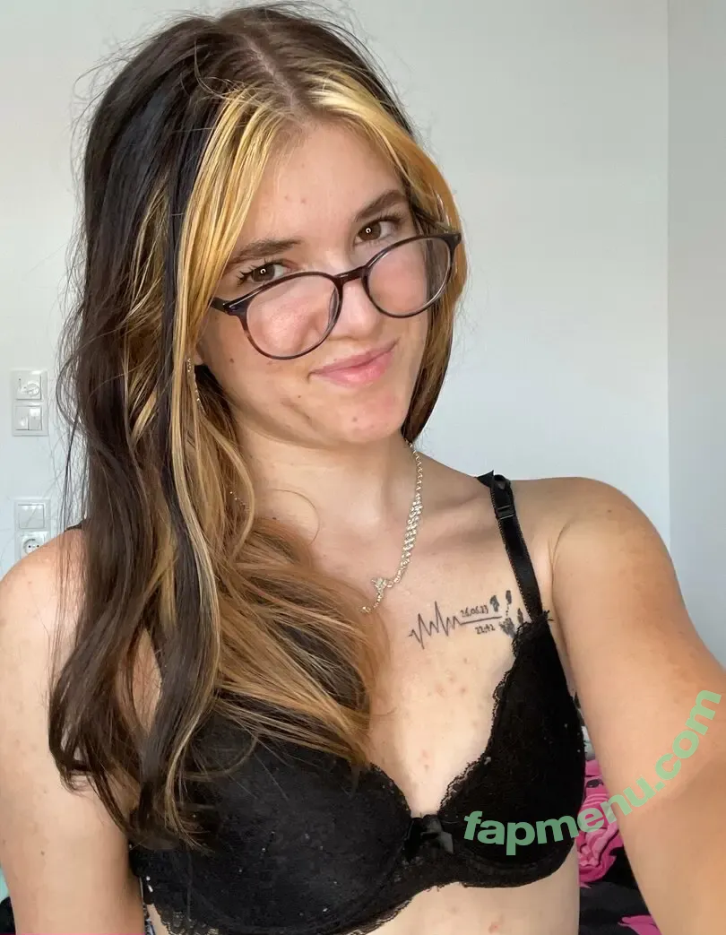 linaxmaria nude photo #0022 (linaxomarie)