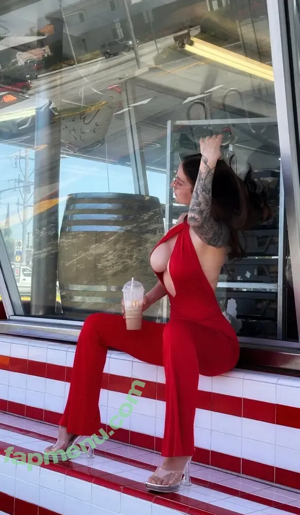LinaXTTX nude photo #0037 (LinaXTTX)