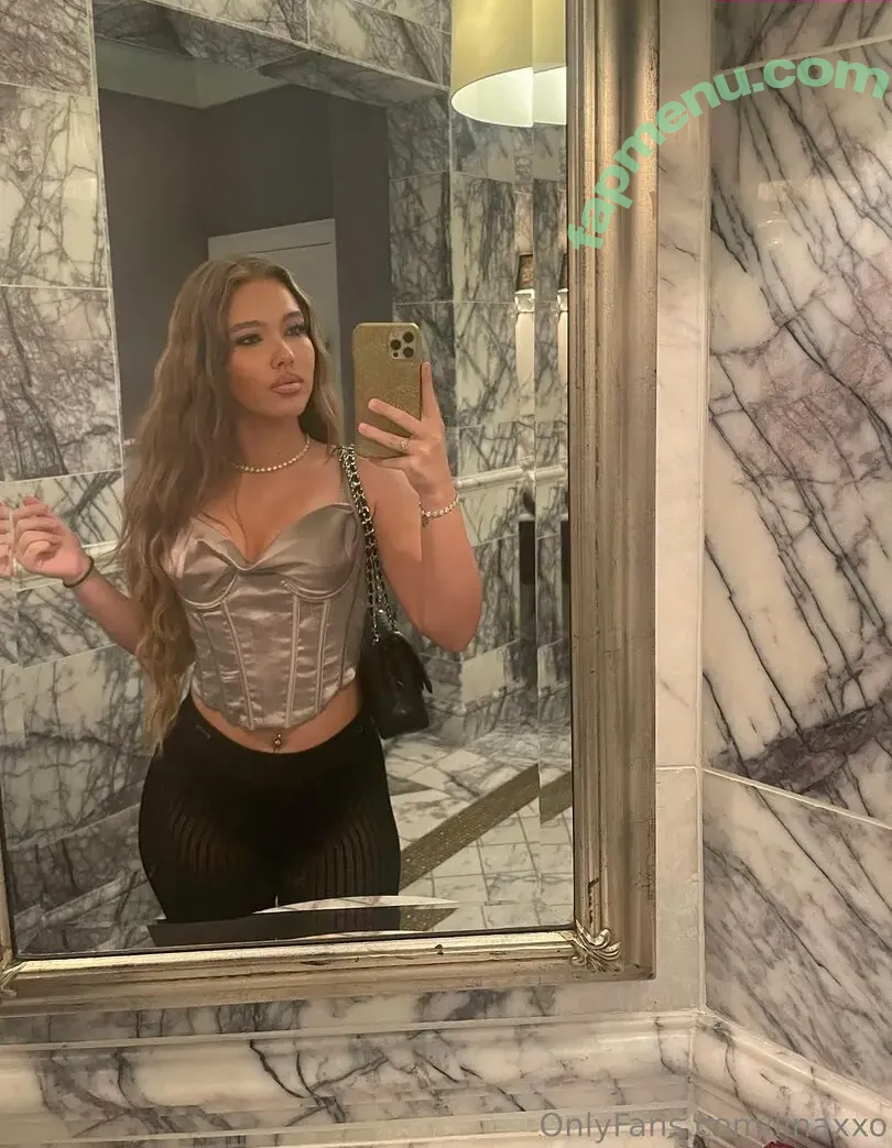 linaxxo nude photo #0007 (linaxxo)