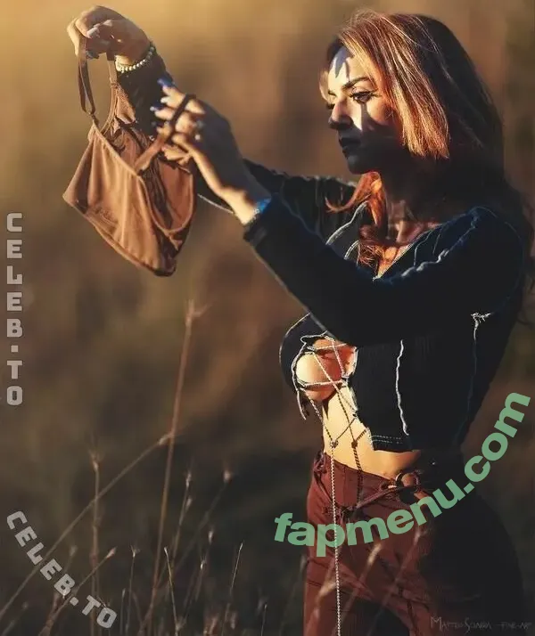 Linda Fioretti nude photo #0054 (lflowers / linda.fioretti_)