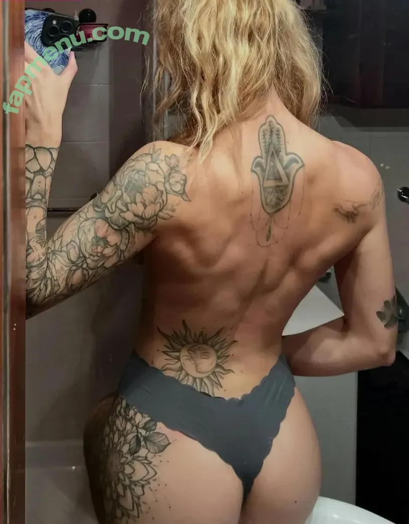 Linda Fioretti nude photo #0102 (_linda_fioretti_ / lflowers)