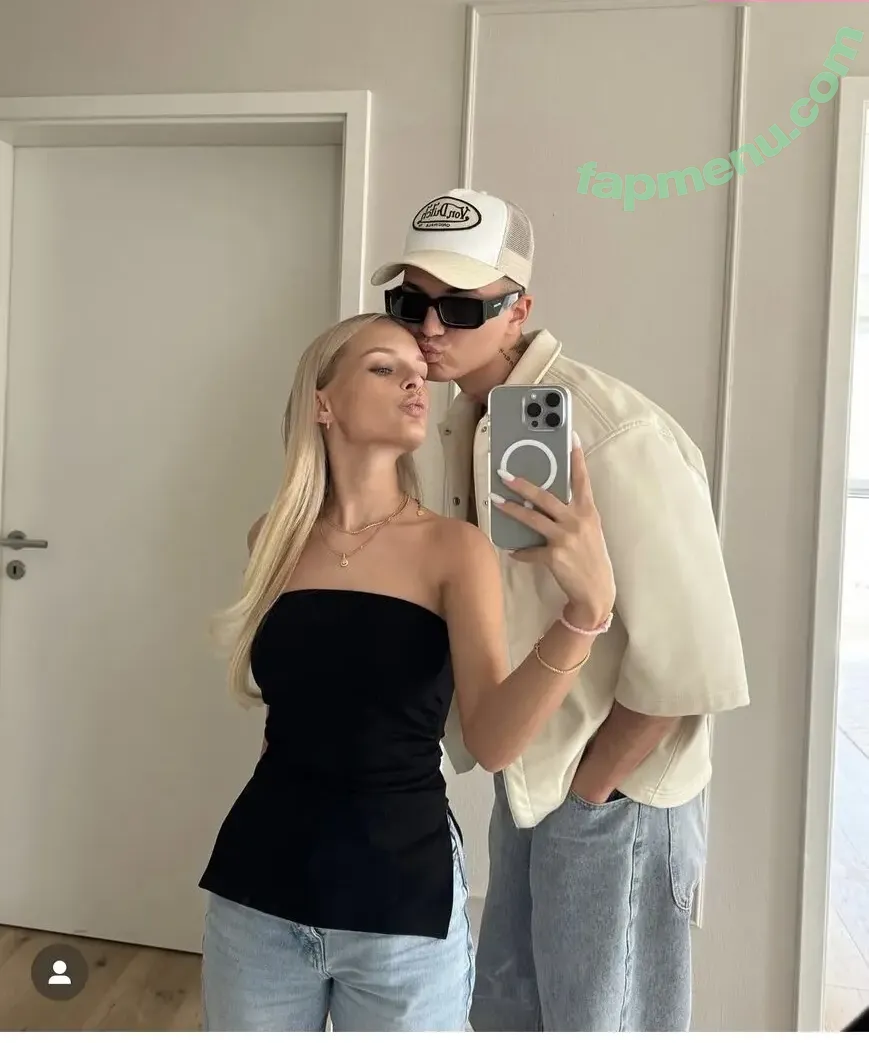 Linda Gleiber nude photo #0040 (Linda Gleiber)