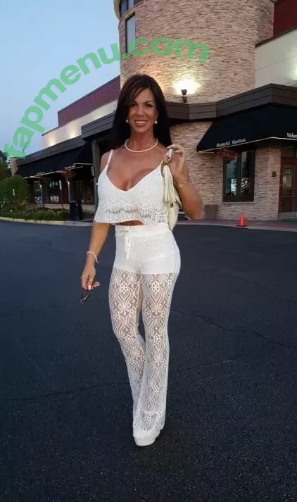 Linda Steele nude photo #0429 (dkwlinda / lindasteelewellness / steelelinda2022)