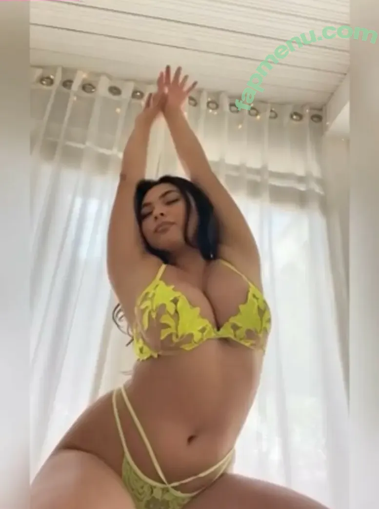 Linda Vo nude photo #0005 (itslindavo / lindavo)