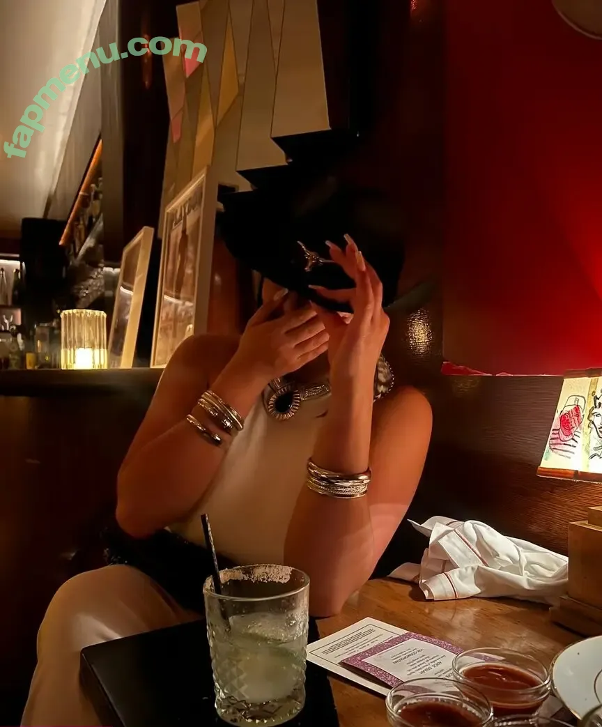 Linda Vo nude photo #0106 (itslindavo / itslindavo_ / lindavo)