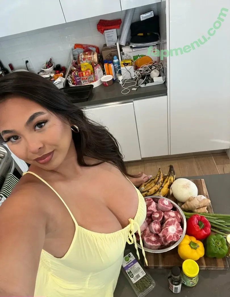 lindavo nude photo #0139 (itslindavo)