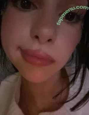 lindgrenrosie / Rosie Lindgren / Rosiexlindgren / rosie.isabe1 nude photo #0087