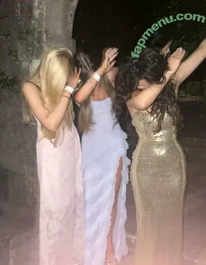 lindgrenrosie / Rosie Lindgren / Rosiexlindgren / rosie.isabe1 nude photo #0090