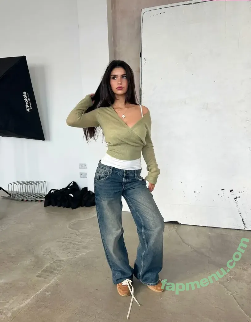 lindgrenrosie nude photo #0068 (Rosie Lindgren / Rosiexlindgren / rosie.isabe1)